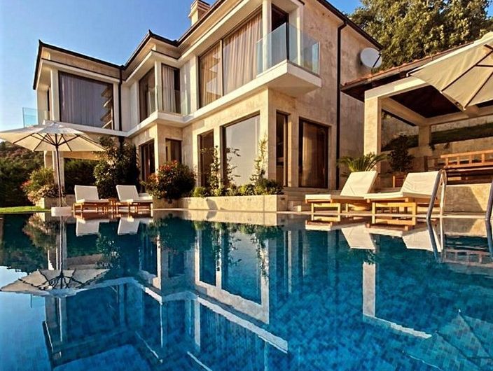 Beautiful villa in Dobra Voda, 200 m²