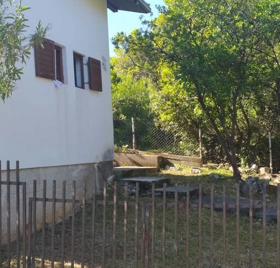 Modest house near beach in Ulcinj, 55 m²