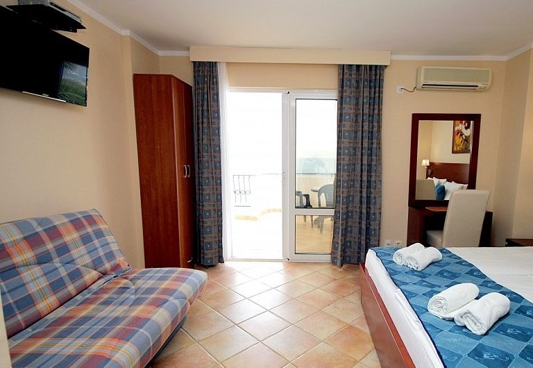 Luxury five-level villa in Sutomore