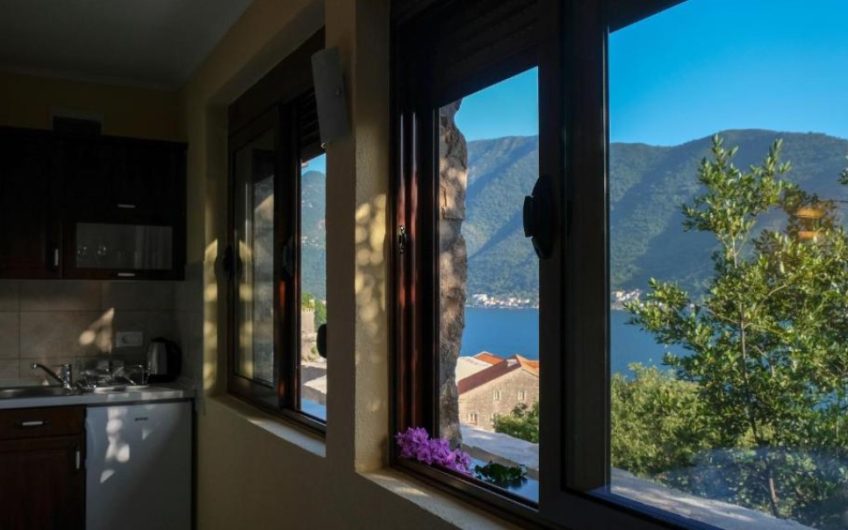 200-year old renovated stone villa in Perast, 287 m²