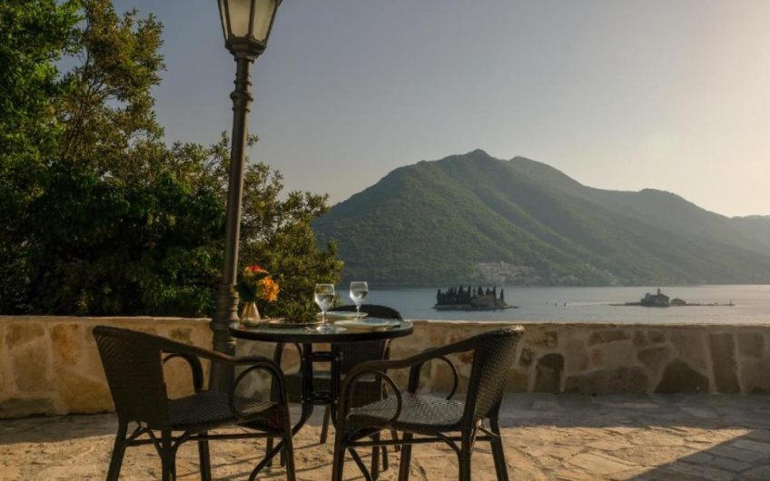 200-year old renovated stone villa in Perast, 287 m²