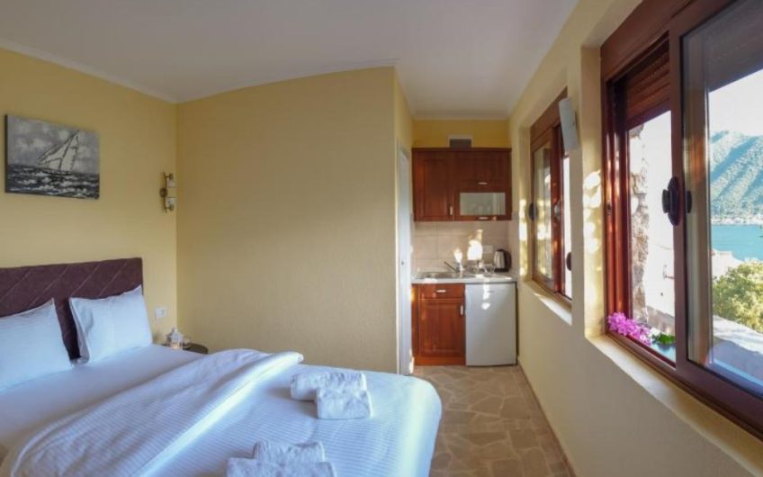200-year old renovated stone villa in Perast, 287 m²