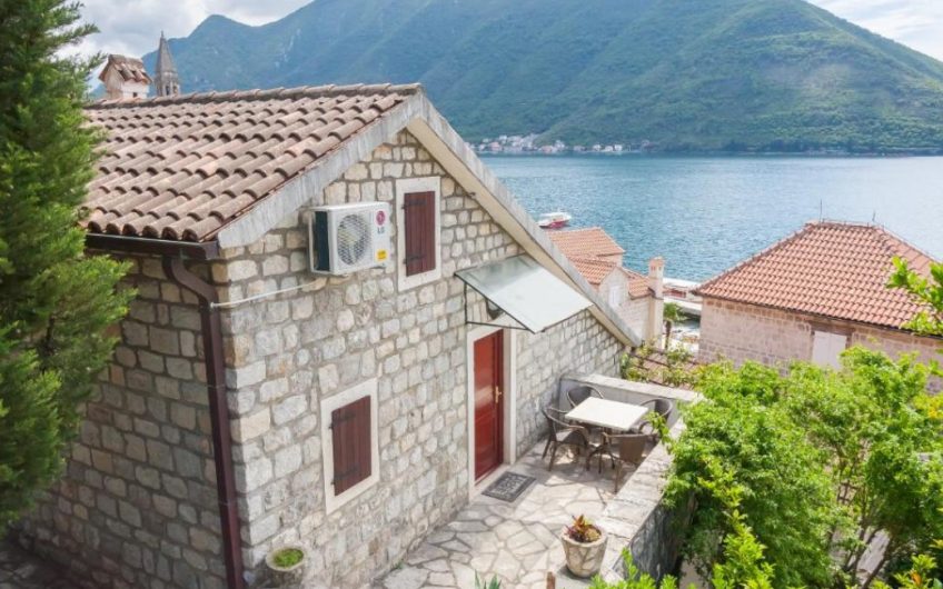 200-year old renovated stone villa in Perast, 287 m²