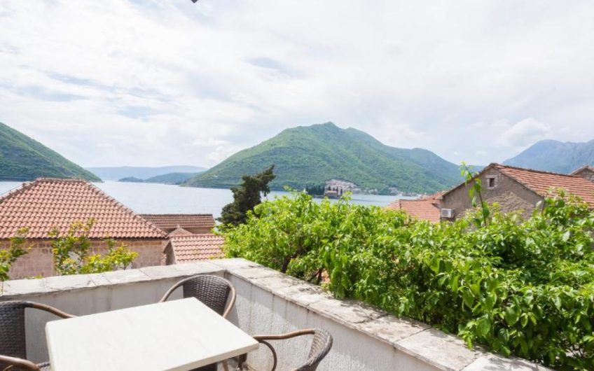 200-year old renovated stone villa in Perast, 287 m²