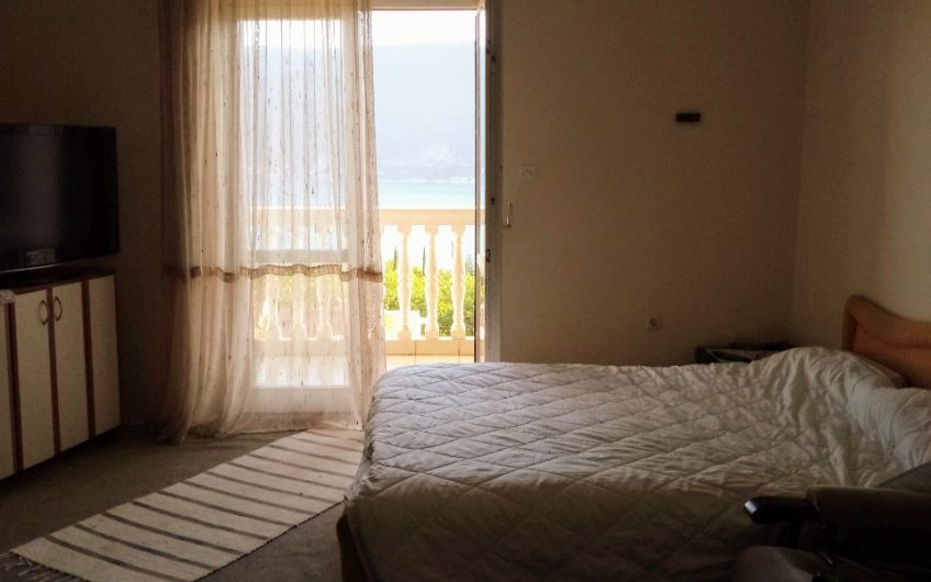 Mediterranean two-storey house with seaview in Topla, 240 m²