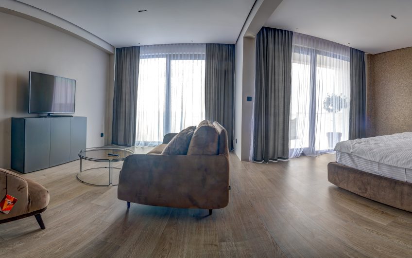 Three luxury villas with direct sea view in Komoševina, 1136 m²
