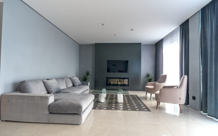 Three luxury villas with direct sea view in Komoševina, 1136 m²