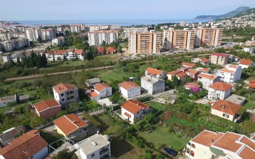 Beautiful house in Bjeliši, 200 m²