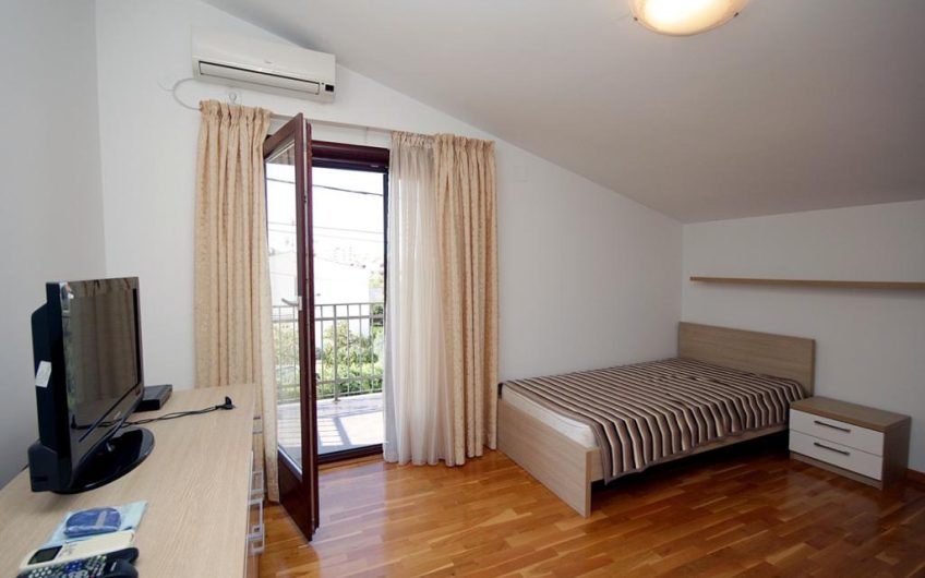 Beautiful house in Bjeliši, 200 m²