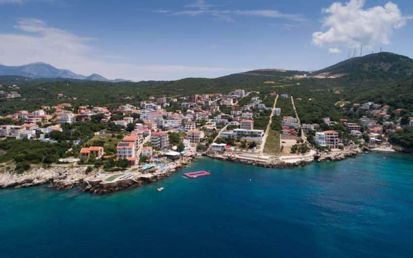 Two-storey villa with seaview in Utjeha, 360 m²