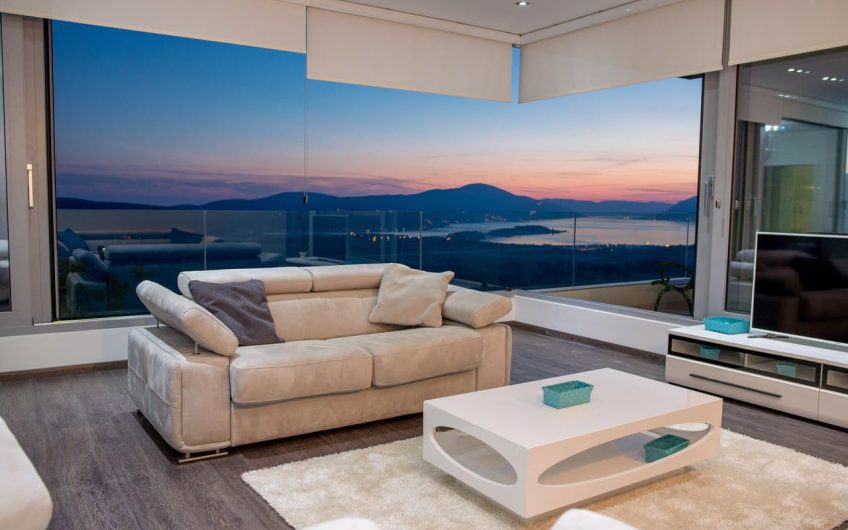 Villa LUX in Kavač, 250 m²