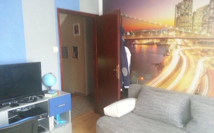 Two-storey house in Gomila, 140 m²