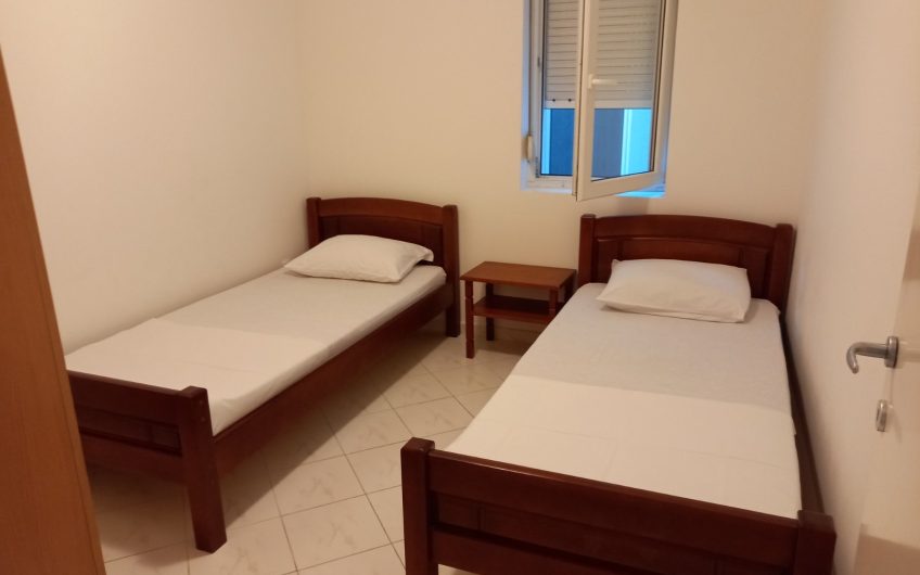 Two-bedroom apartment in Rafailovići, 70 m²