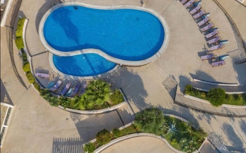 Two-bedroom apartment with pool near beach in Pržno, 62 m²