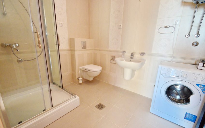 Luxury two-bedroom apartment near sea in Pržno, 92 m²