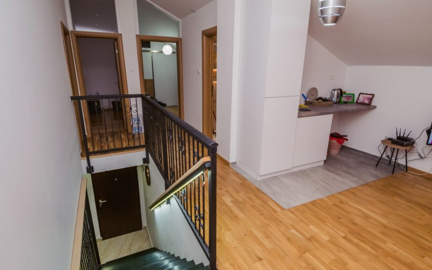 Exclusive new two-level duplex appartment in Pobrežje, 136 m²