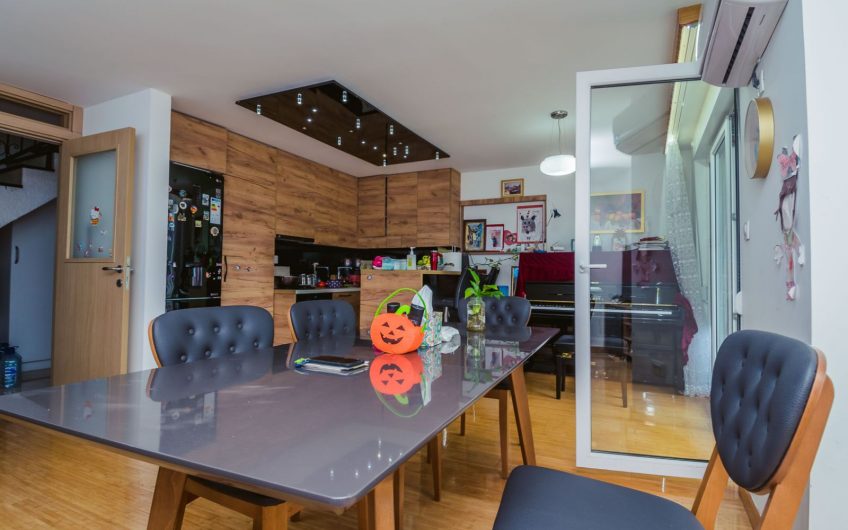 Exclusive new two-level duplex appartment in Pobrežje, 136 m²