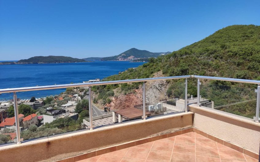 Spacious two-level apartment with seaview in Podličak, 144 m²