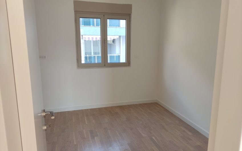 New two-bedroom apartment with seaview and pool in Rafailovići, 60 m²