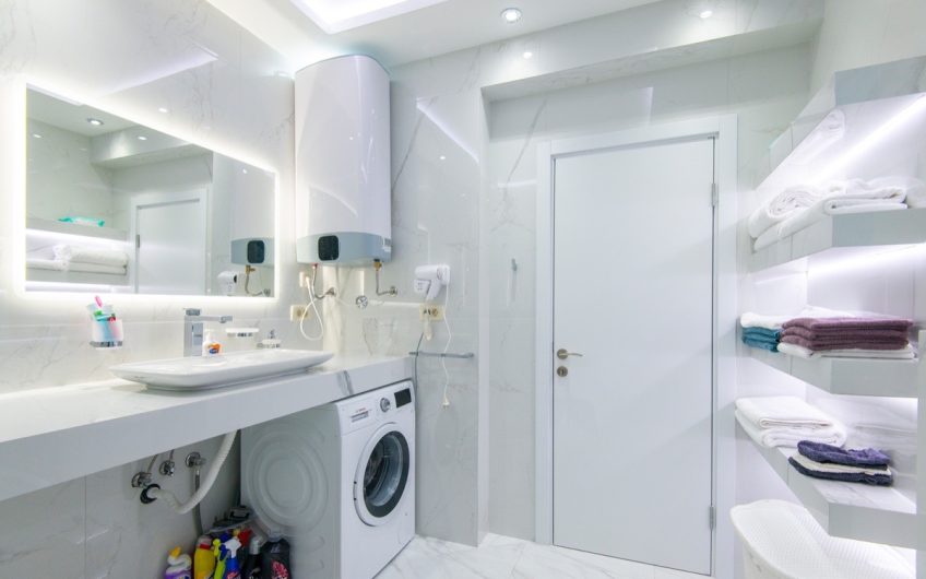 Luxury two-bedroom apartment near sea in Rafailovići, 85 m²
