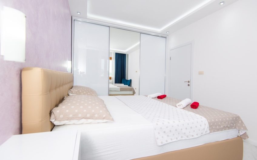 Luxury two-bedroom apartment near sea in Rafailovići, 85 m²