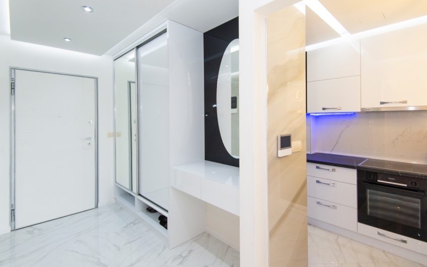 Luxury two-bedroom apartment near sea in Rafailovići, 85 m²
