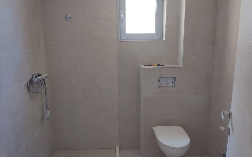 New three-bedroom apartment with panoramic seaview in Pržno, 80 m²