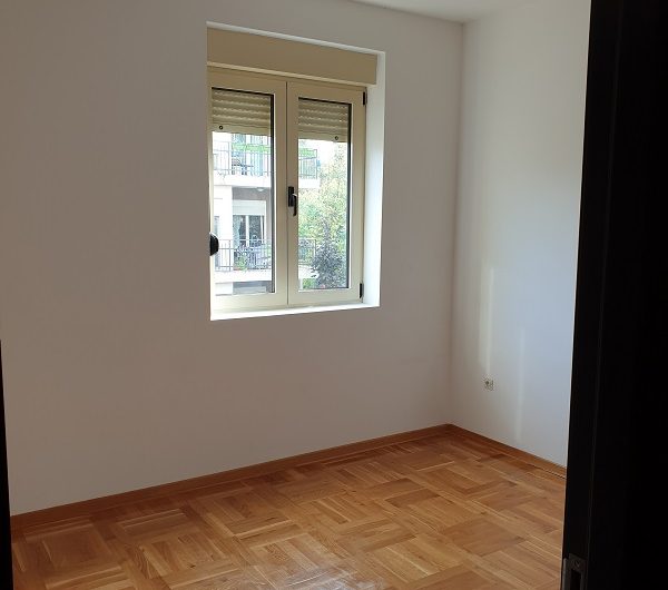 New one-bedroom unfirnished apartment in Zabjelo, 48 m²