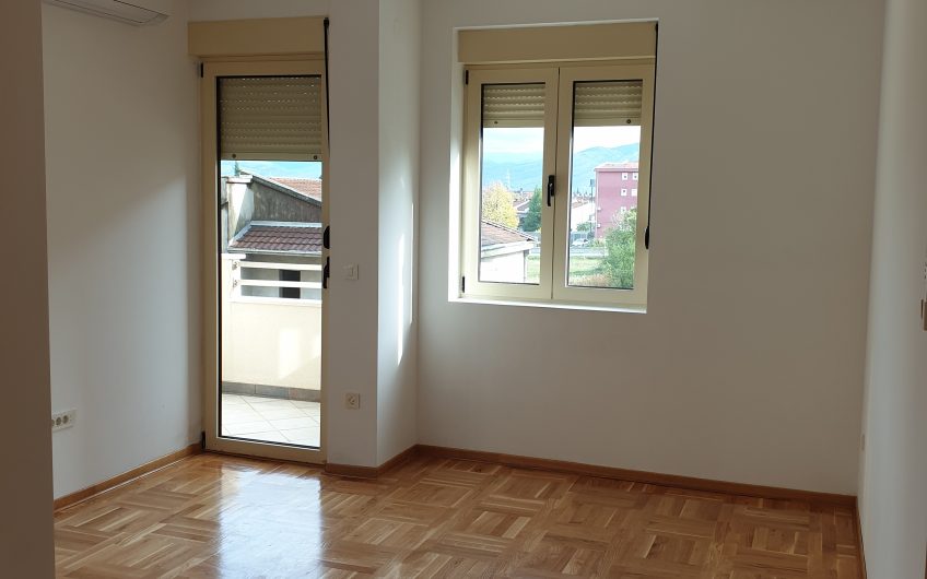 New one-bedroom unfirnished apartment in Zabjelo, 48 m²
