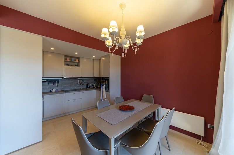 Luxury two-bedroom apartment in Petrovac, 86 m²