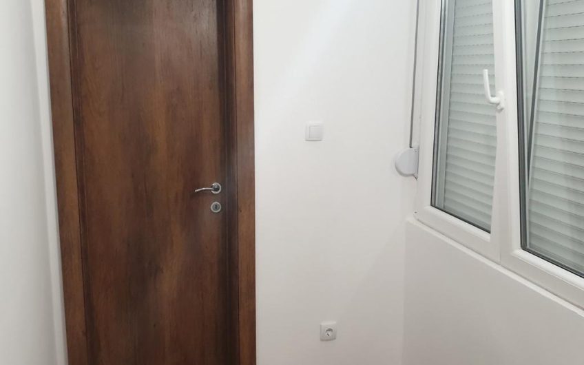 Renovated tiny apartment in centre of Tivat, 33 m²