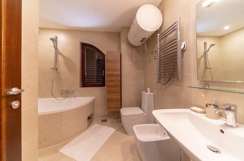 Luxury two-bedroom apartment in Petrovac, 86 m²