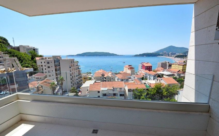 New large penthouse on coast with seaview in Rafailovići, 121 m²