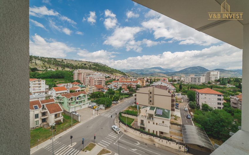 New exclusive large penthouse in Momišići, 343 m²