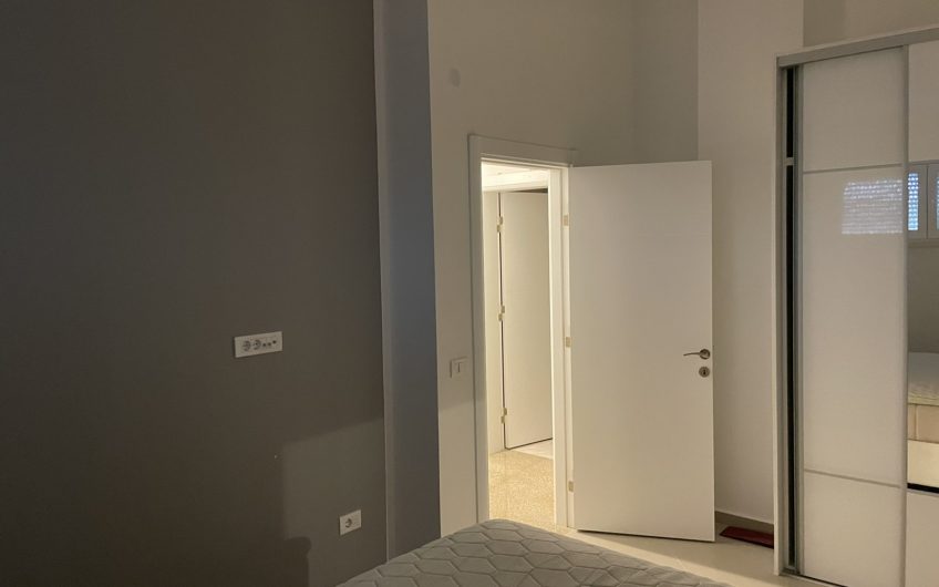 Exclusive new three-bedroom duplex appartment near sea in Šušanj, 95 m²