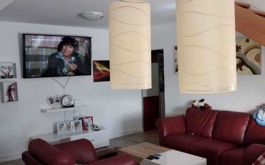 Two-bedroom duplex apartment in Polje, 72 m²