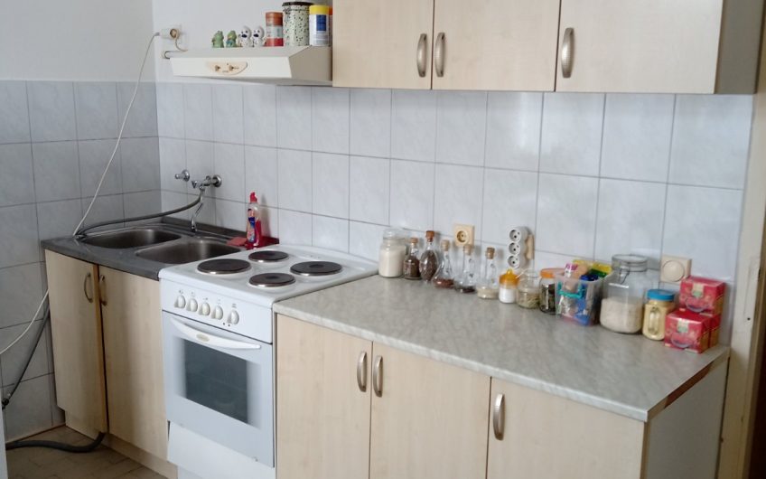 Large two-bedroom apartment with three balconies in center of Bar, 84 m²