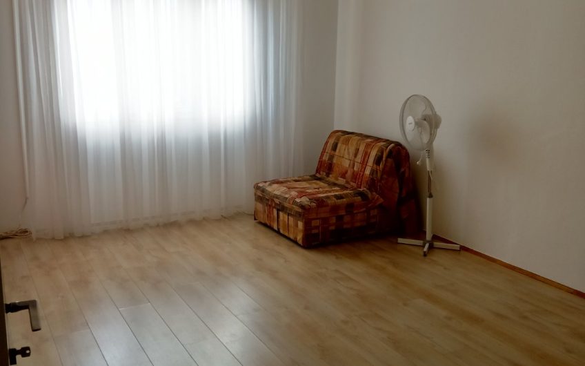 Large two-bedroom apartment with three balconies in center of Bar, 84 m²