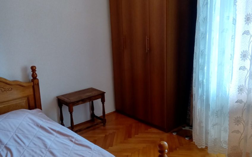 Large two-bedroom apartment with three balconies in center of Bar, 84 m²