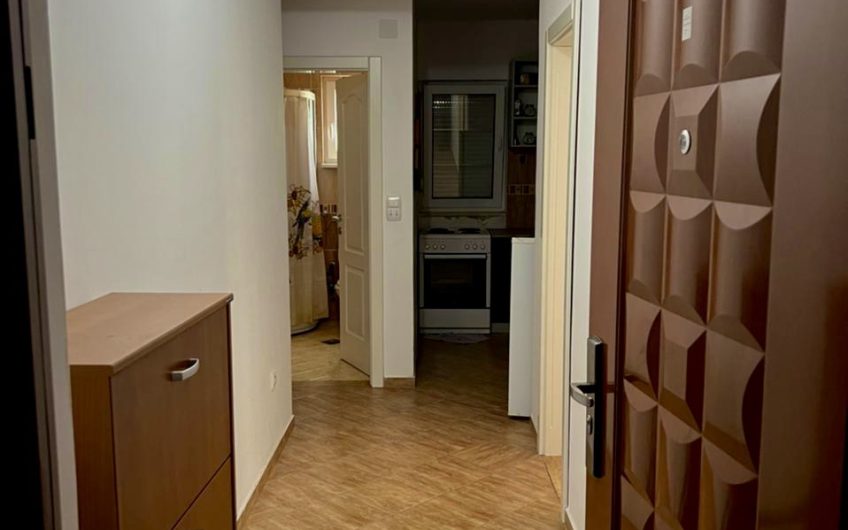 Beautifully furnished one-bedroom apartment in Sutomore, 48 m²