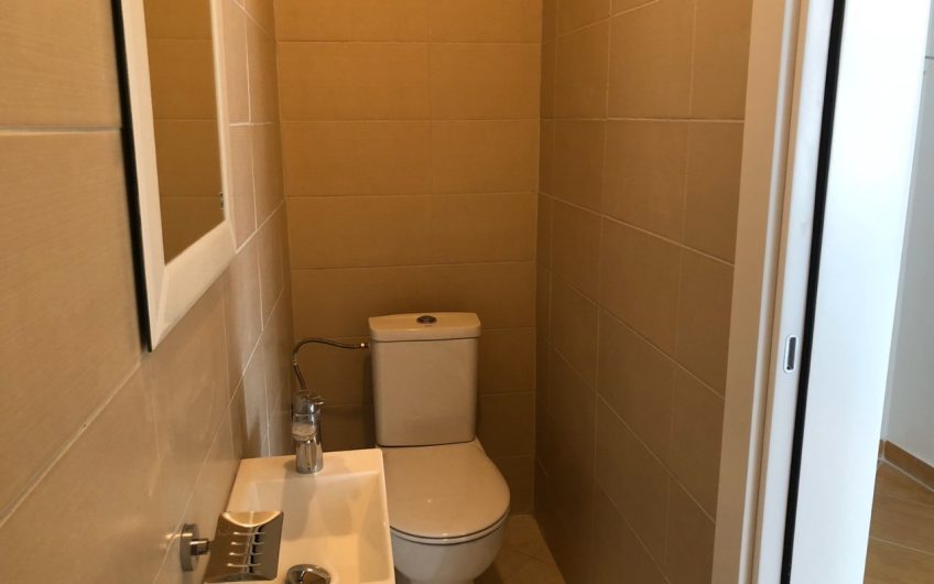 Two-bedroom apartment with seaview in Petrovac, 84 m²