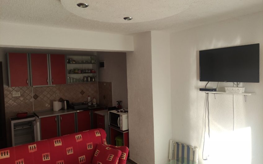 Three studios in new building in Petrovac, 66 m²