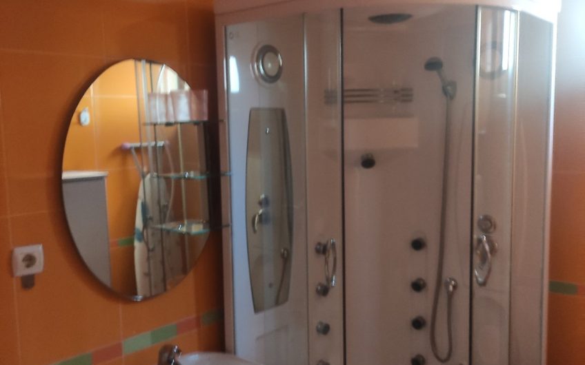 Three studios in new building in Petrovac, 66 m²