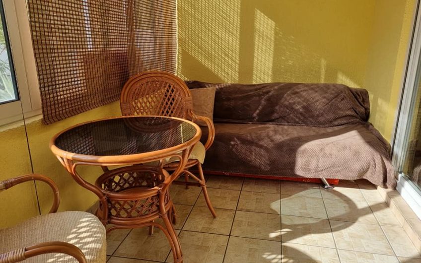 One-bedroom apartment with garden and seaview in Petrovac, 67 m²