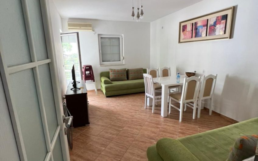 Beautifully furnished one-bedroom apartment in Sutomore, 48 m²