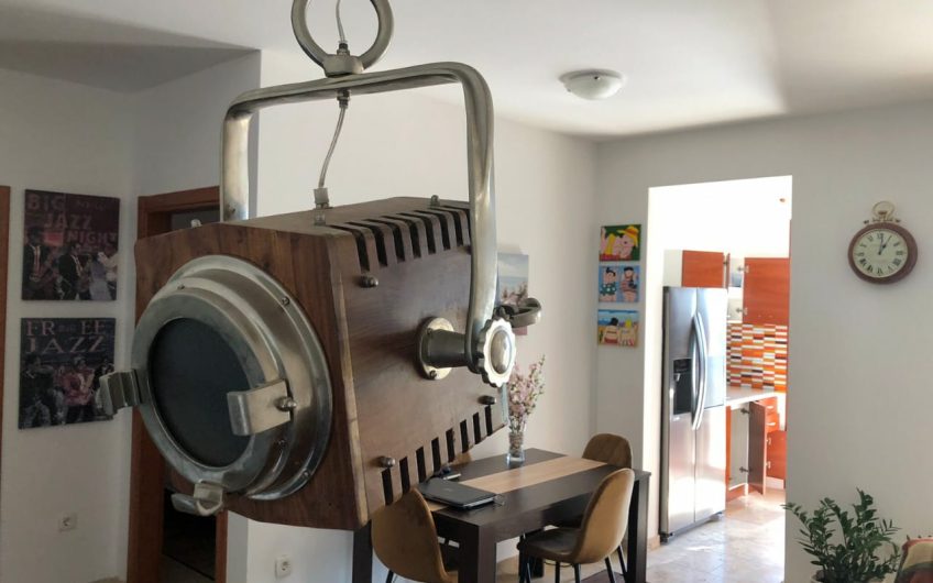 One-bedroom apartment with seaview in Šušanj, 60 m²