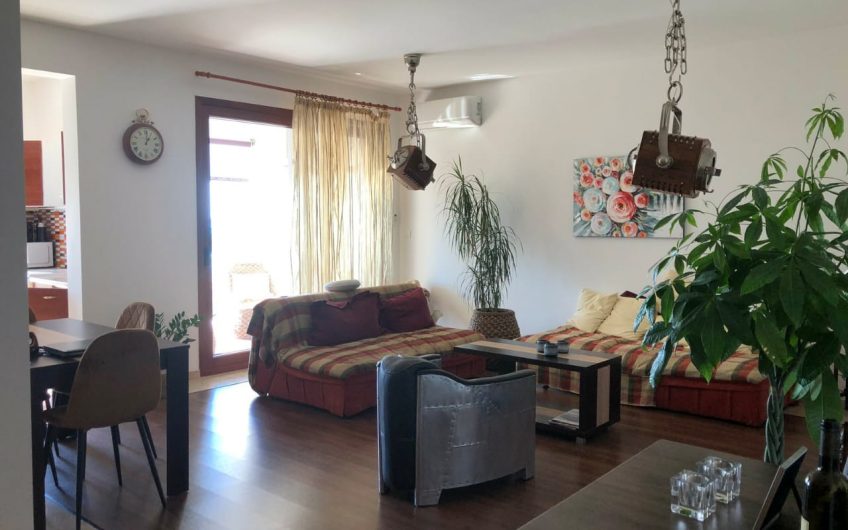 One-bedroom apartment with seaview in Šušanj, 60 m²