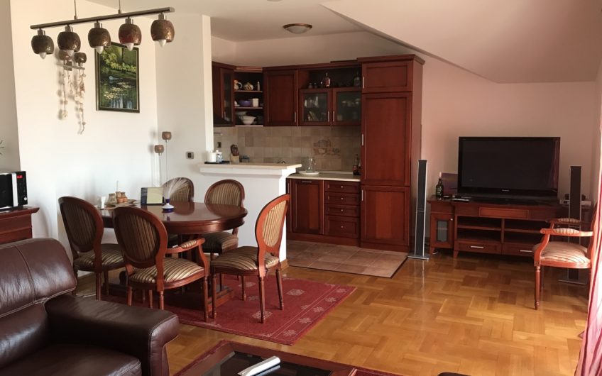 Exclusive penthouse in Petrovac with seaview, 110 m²