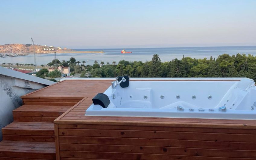 Large penthouse in Šušanj with seaview, jacuzzi and sauna, 144 m²