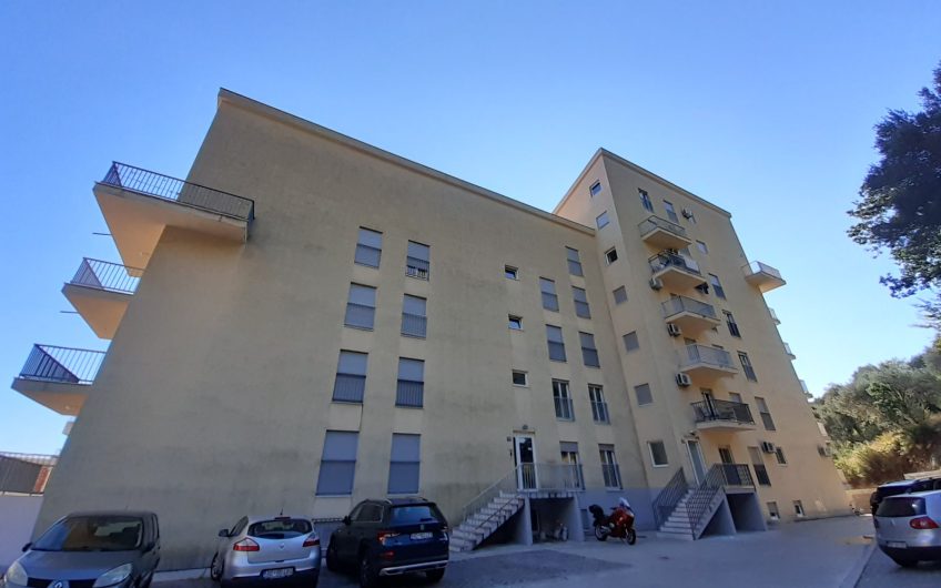 Two-bedroom apartment in Petrovac, 84 m²